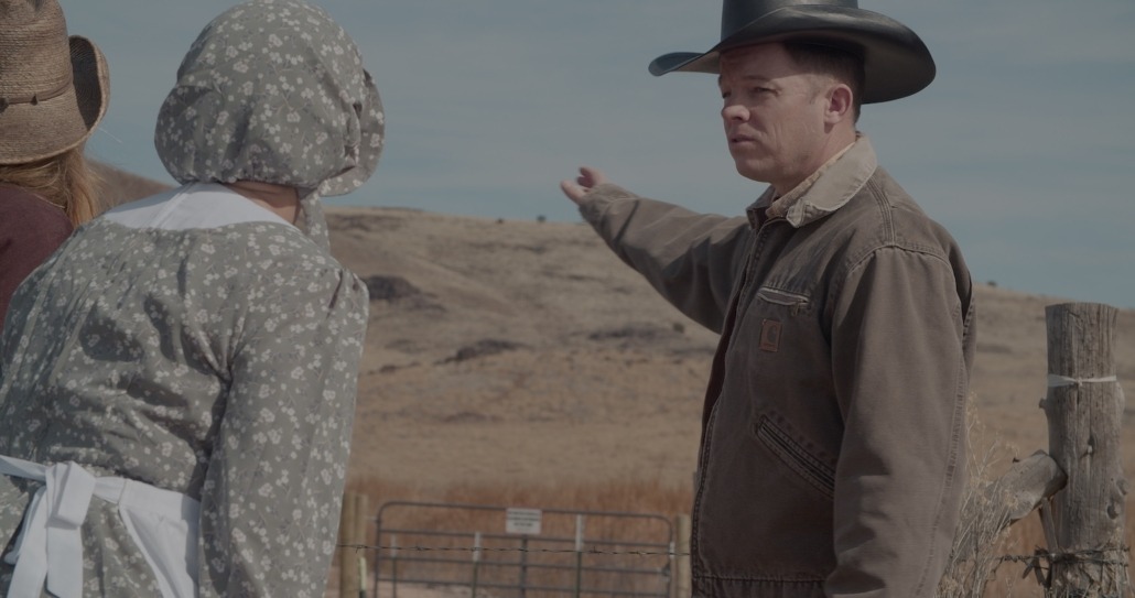 cletus points emma and lily in the right direction